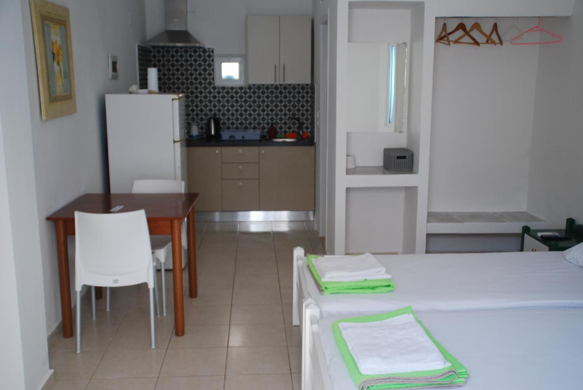 Soula Appartments Makrýgialos Exterior foto