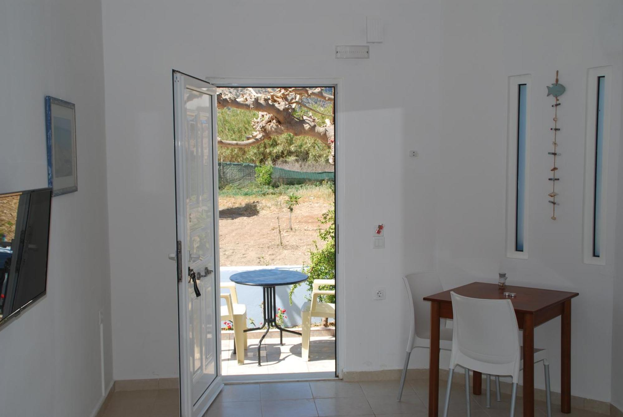 Soula Appartments Makrýgialos Exterior foto